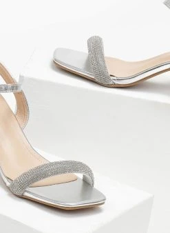 The Fashion Project Πέδιλα με στρας σε καρέ γραμμή - Ασημί 6 The Fashion Project Πέδιλα με στρας σε καρέ γραμμή - Ασημί -The Fashion Project κατάστημα pedila me strass se kare grammi 110592 82e2