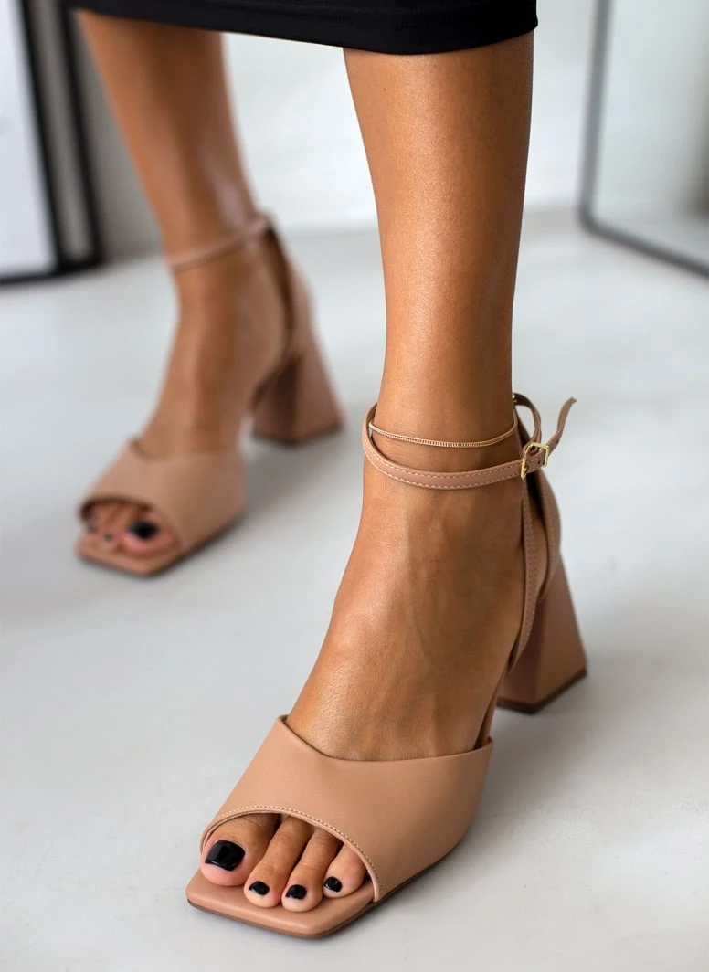 Πέδιλα με μπαρέτα Vizzano 6464.106 - Nude 1 Πέδιλα με μπαρέτα Vizzano 6464.106 - Nude