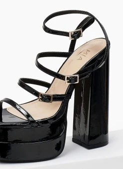 The Fashion Project Πέδιλα Platform λουστρίνι με λεπτά λουράκια - Μαύρο -The Fashion Project κατάστημα pedila platform loustrini me lepta lourakia 103912 zhbc