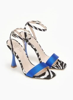 Πέδιλα με μπαρέτα και Print Tfp - Μπλε -The Fashion Project κατάστημα pedila saten me mpareta kai print tfp 110924 fo8k