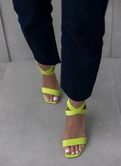 The Fashion Project Πέδιλα Suede με χιαστί δέσιμο - Lime 13 The Fashion Project Πέδιλα Suede με χιαστί δέσιμο - Lime -The Fashion Project κατάστημα pedila suede me xiasti desimo 111652 t36r