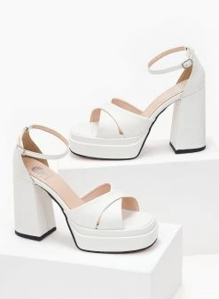 Πέδιλα με φιάπα Crossover Tfp - Λευκό -The Fashion Project κατάστημα pedila tfp me xiasti fases 103929 sjnd