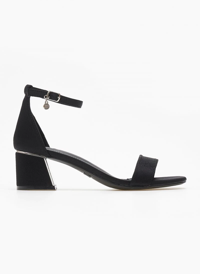 Xti Footwear Πέδιλα με μπαρέτα υφασμάτινα Xti 140937 - Μαύρο 1 Xti Footwear Πέδιλα με μπαρέτα υφασμάτινα Xti 140937 - Μαύρο