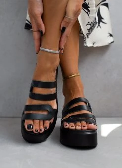 Flatforms δερμάτινα με ανοίγματα Estil - Μαύρο -The Fashion Project κατάστημα platformes dermatines estil me anoigmata 104938 9dkz