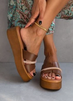 Flatforms δερμάτινα με στρας Estil - Ταμπά -The Fashion Project κατάστημα platformes dermatines estil me strass leptomereia 104951 f5d1