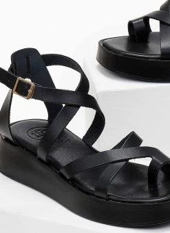 Σανδάλια δερμάτινα TFP με χιαστί δέσιμο - Μαύρο -The Fashion Project κατάστημα sandalia dermatina tfp me xiasti desimo 102860 j5vx