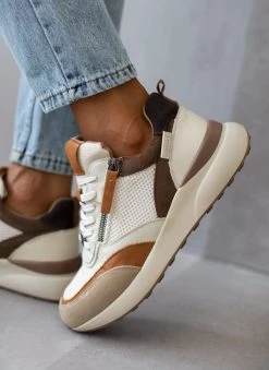 Sneakers δερμάτινα Carmela 160001 - Πάγου -The Fashion Project κατάστημα sneakers dermaina carmela 160001 106182 12kn