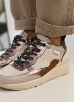 Sneakers δερμάτινα Carmela 160263 - Πάγου -The Fashion Project κατάστημα sneakers dermatina carmela 160263 108901 jsov