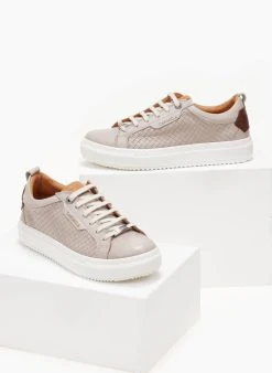 Sneakers δερμάτινα με Pattern Carmela 160214 - Πάγου -The Fashion Project κατάστημα sneakers dermatina me pattern carmela 160214 105618 nud4