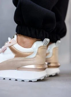 Xti Footwear Sneakers με μεταλλική λεπτομέρεια Xti 140851 - Nude 13 Xti Footwear Sneakers με μεταλλική λεπτομέρεια Xti 140851 - Nude -The Fashion Project κατάστημα sneakers me metalliki leptomereia xti 140851 110200 kid8