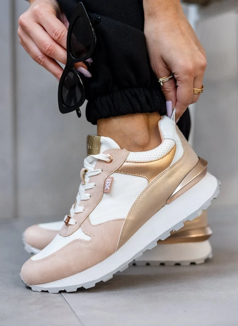 Xti Footwear Sneakers με μεταλλική λεπτομέρεια Xti 140851 - Nude 1 Xti Footwear Sneakers με μεταλλική λεπτομέρεια Xti 140851 - Nude