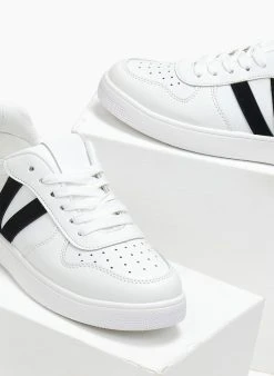 The Fashion Project Sneakers με ρίγες στο πλάϊ - Μαύρο 6 The Fashion Project Sneakers με ρίγες στο πλάϊ - Μαύρο -The Fashion Project κατάστημα sneakers me riges sto plai 110869 cmlk