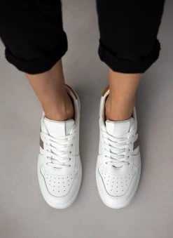 The Fashion Project Sneakers με ρίγες στο πλάϊ - Τάουπε -The Fashion Project κατάστημα sneakers me riges sto plai 110870 ab36