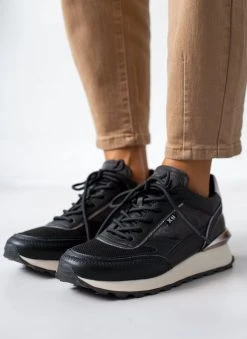 Xti Footwear Sneakers με χρυσή λεπτομέρεια Xti 140314 - Μαύρο