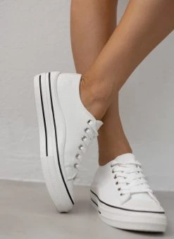 The Fashion Project Sneakers πάνινα με ρίγα στη σόλα - Λευκό