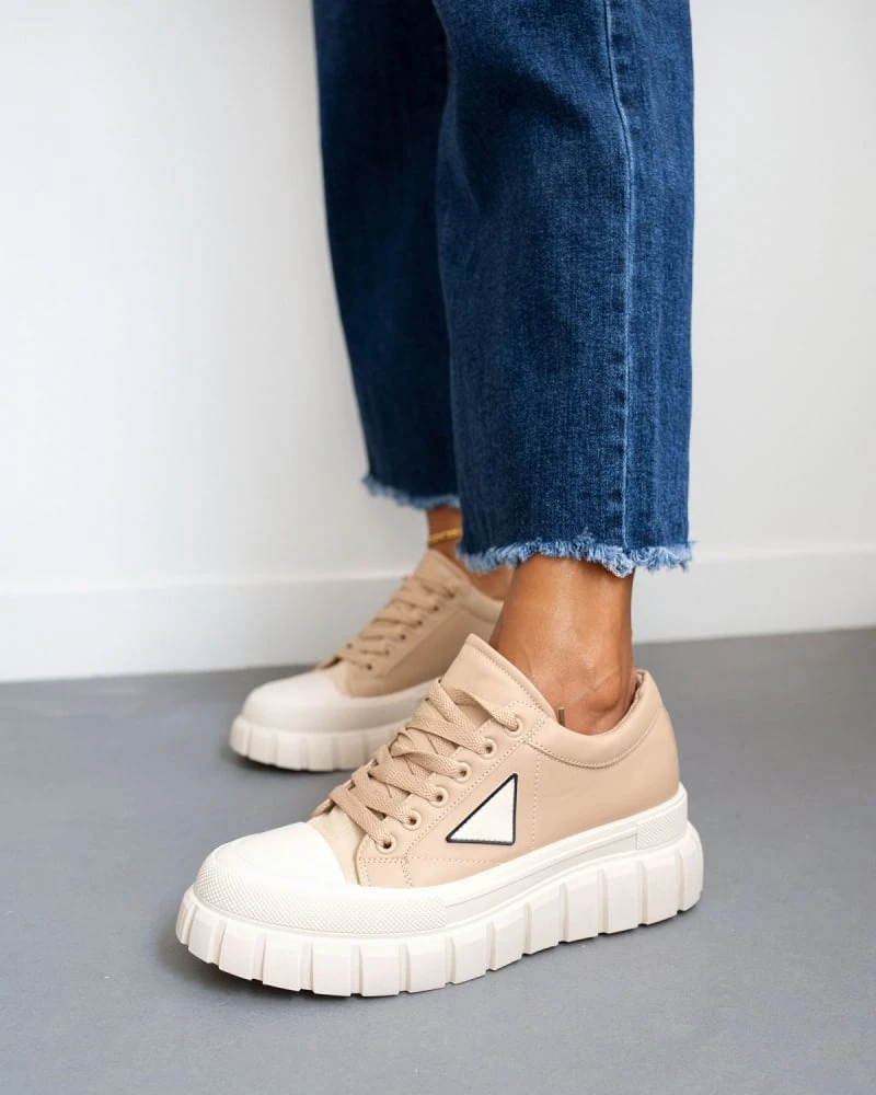 The Fashion Project Sneakers σε συνδυασμούς χρωμάτων - Πούρο 1 The Fashion Project Sneakers σε συνδυασμούς χρωμάτων - Πούρο