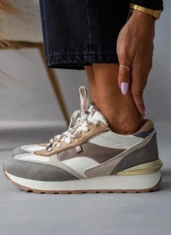 Xti Footwear Sneakers σε συνδυασμούς χρωμάτων Xti 140595 - Μπεζ