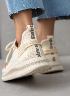 Sneakers Slip On με κορδόνια Refresh 170636 - Μπεζ 10 Sneakers Slip On με κορδόνια Refresh 170636 - Μπεζ -The Fashion Project κατάστημα sneakers slip on me kordonia refresh 170636 110325 ahjg