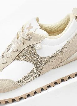Xti Footwear Sneakers Suede με Glitter Xti 141027 - Μπεζ 12 Xti Footwear Sneakers Suede με Glitter Xti 141027 - Μπεζ -The Fashion Project κατάστημα sneakers suede me glitter xti 141027 110246 001y
