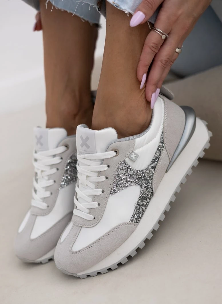 Xti Footwear Sneakers Suede με Glitter Xti 141027 - Γκρι 1 Xti Footwear Sneakers Suede με Glitter Xti 141027 - Γκρι