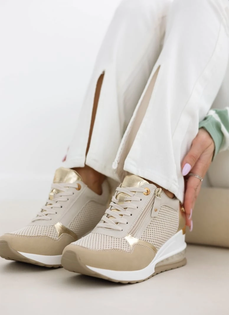 Xti Footwear Sneakers Wedges με αερόσολα Xti 141377 - Μπεζ 4 Xti Footwear Sneakers Wedges με αερόσολα Xti 141377 - Μπεζ - Image 4