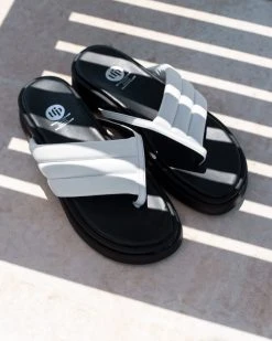 Flatforms καπιτονέ Tfp - Λευκό -The Fashion Project κατάστημα tfp slides me kapitone sxedio 93571 pmv6